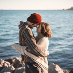 Navigating the Risks and Rewards of Sugar Daddy Websites