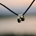 Exploring the Psychology Behind Users on Sugar Daddy Websites