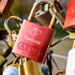 The Impact of Sugar Daddy Sites on Traditional Dating Culture