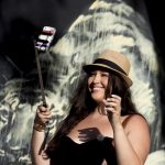 Benefits and Risks of Being a Sugar Daddy